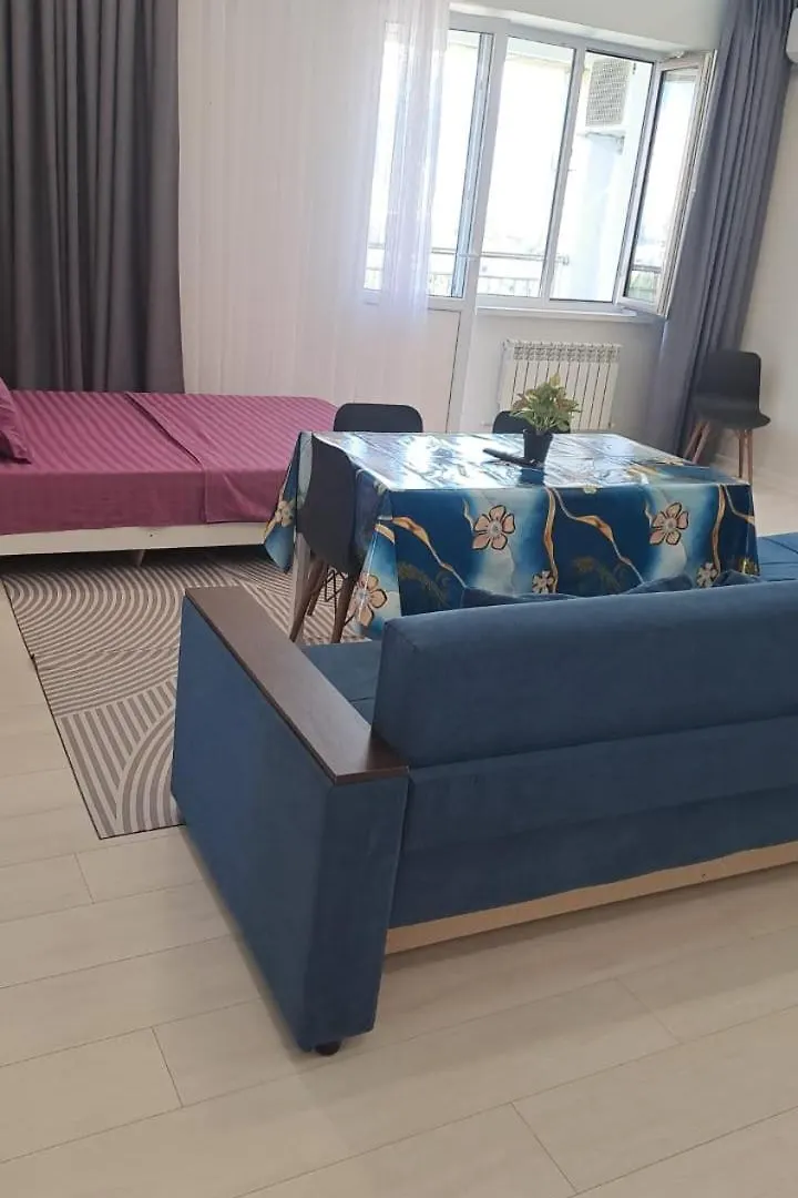 Апартаменты Для Большой Семьи Возле Меги Almaty Apartment